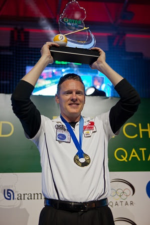 2014 WC 9-Ball - Neils Feijen with trophy