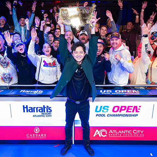 2023 US Open Pool - Ko lift the trophy with fans