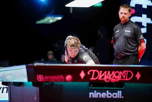Yapp, Souto, Krause, Styer Head into Final Four - 第1張圖 2025 UK Open - D5_Jonas Souto